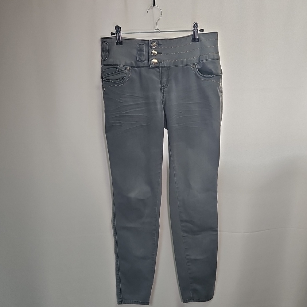 Clash Stylish Gray Jeans